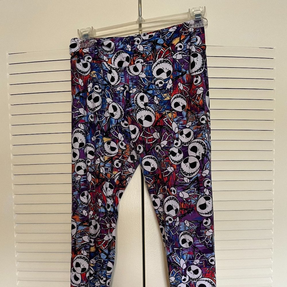 LuLaRoe ‘Nightmare Before Christmas Leggings One Size* - Picture 2 of 4